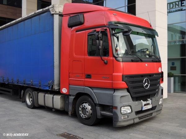 MERCEDES ACTROS 1844- SK_BA-901TL - KIEVITPLEIN 20131204 (3)