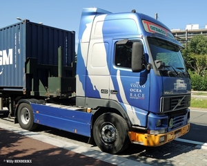 VOLVO FH12 420 - B_NTQ-732 NOORDERSINGEL 20140803 (2)