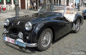 TRIUMPH 1-OBC-986  Grote Markt 20140614