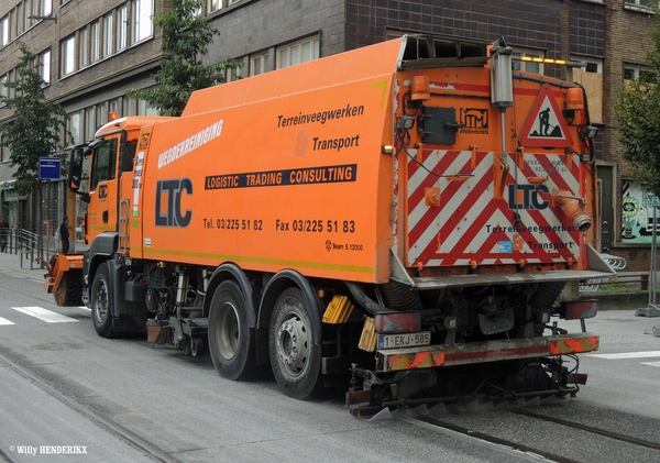 MAN - B_1-EKJ-585 NATIONALESTRAAT 20140914_2