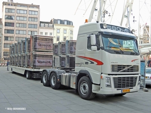 VOLVO FH16-580-Euro4 NL_BS-VF-70 KONINGIN ASTRIDPLEIN 20150317_1