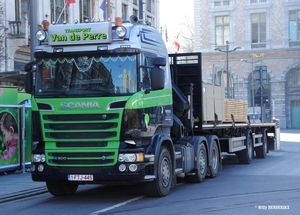 SCANIA R500 V8_B-1-FTJ-445 KONINGIN ANSTRIDPLEIN 20150312_1