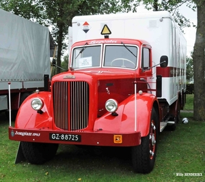 MACK _NL-GZ-887-25 HELLEVOETSLUIS 20150815