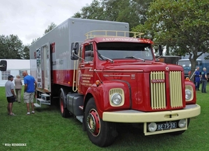 SCANIA 110 Super_NL-BE-73-30 HELLEVOETSLUIS 20150815 (2)