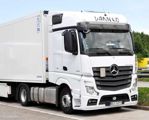 MERCEDES 1845 ACTROS-PL_WL-S167-15 PARKING AUTOSTRADE 20170618 11