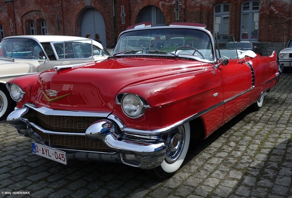 CADILLAC_2