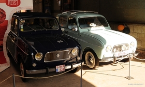 RENAULT R4 (1)