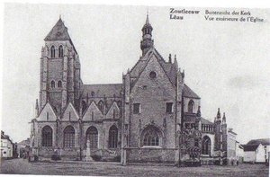 Buitenzicht van de Kerk