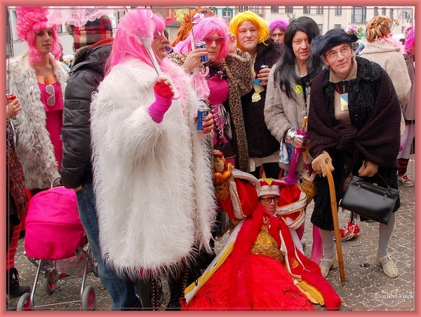 sized_sized_DSC50876a Karnaval Dinsdag-Voil Jeanetten