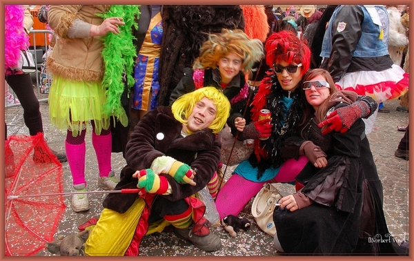 sized_sized_DSC50878a Karnaval Dinsdag-Voil Jeanetten