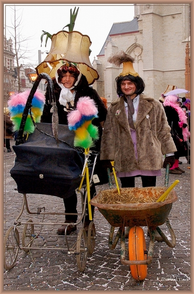 sized_sized_DSC50953a Karnaval Dinsdag-Voil Jeanetten