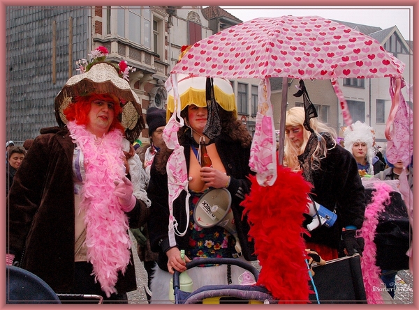 sized_sized_DSC50961a Karnaval Dinsdag-Voil Jeanetten