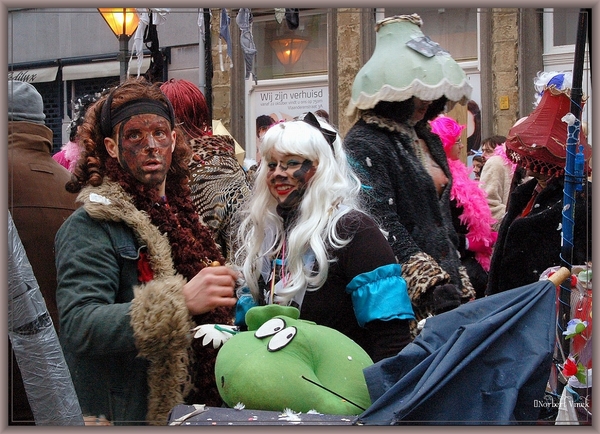 sized_sized_DSC50987a Karnaval Dinsdag-Voil Jeanetten