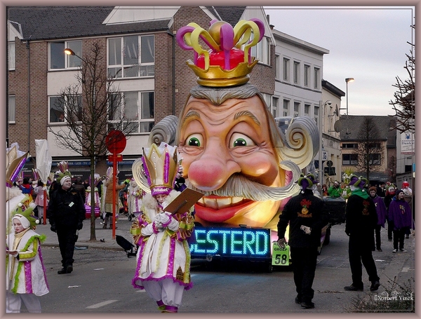 sized_sized_P2290508a Karnaval zondag de stoet