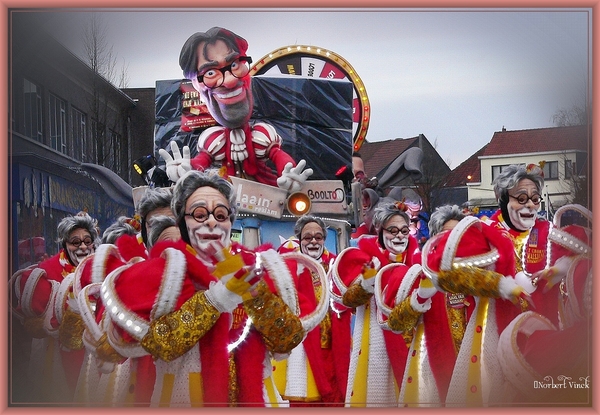 sized_sized_P2290519a Karnaval zondag de stoet