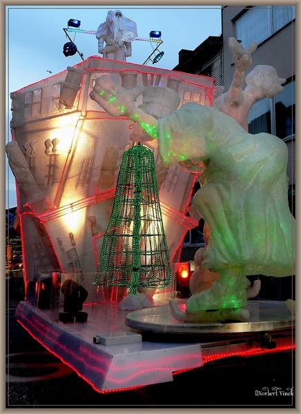 sized_sized_P2290550a Karnaval zondag de stoet