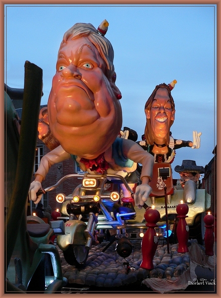 sized_sized_P2290570a Karnaval zondag de stoet