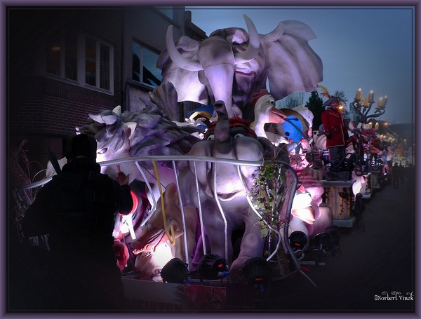 sized_sized_P2290573a Karnaval zondag de stoet