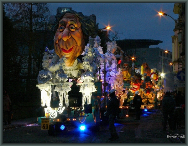 sized_sized_P2290577a Karnaval zondag de stoet