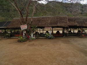 aan strand Chiang Rai