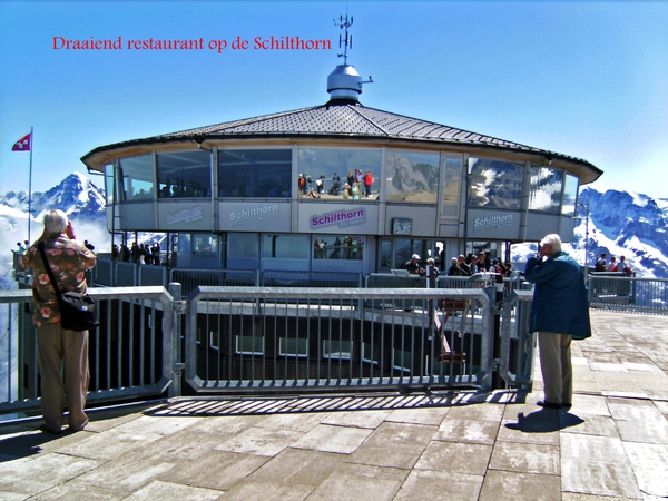 Draaiend restaurant op de Schilthorn