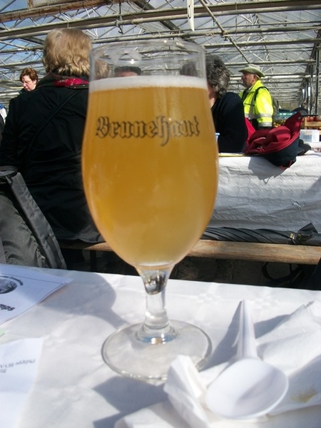 55-Streekbiertje proeven....