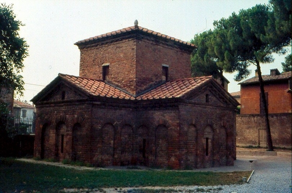 Ravenna _Mausoleum van Galla Placidia