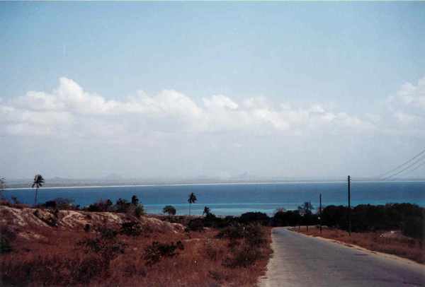 Nacala , weg naar het strand