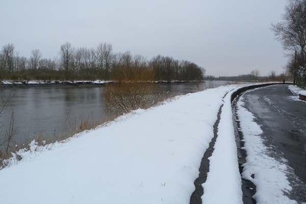 030-Briel gelegen aan de Schelde