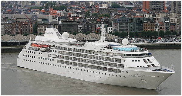 Cruiseship Silver Cloud ...