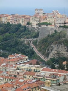 Monaco_wandelweg langs de wallen