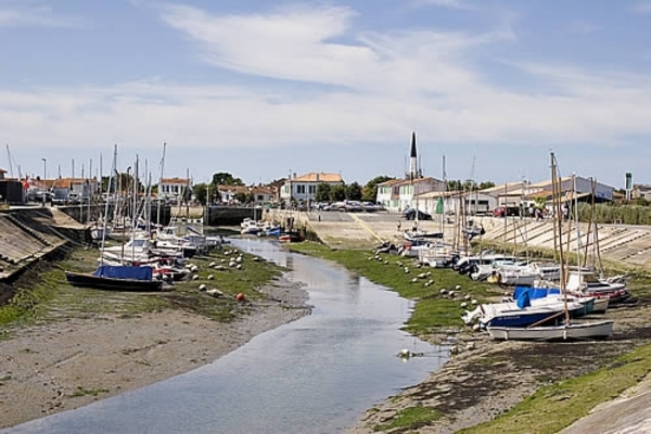 Atlantic zuid _Ile de Re, Ars-en-Ré, hoofdplaats