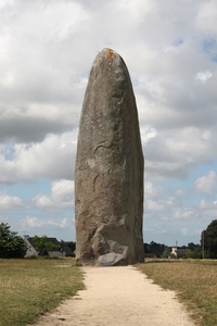 Bretagne _Menhir du Champ-Dolent.