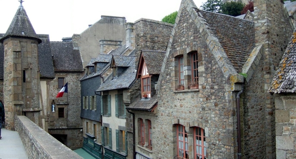 Normandie _Mont St-Michel, village