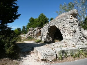 Provence _Arles _romeins aquaduct