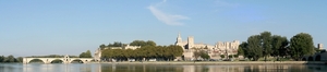 Provence _Avignon _panorama met Pont d Aavignon links