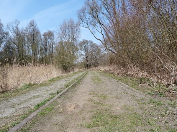 37-Wandelpad langs oude spoorweglijn