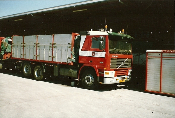 Volvo F 12