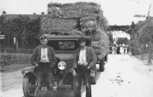 Godlieb - Delfzijl  rechts Eltje Godlieb