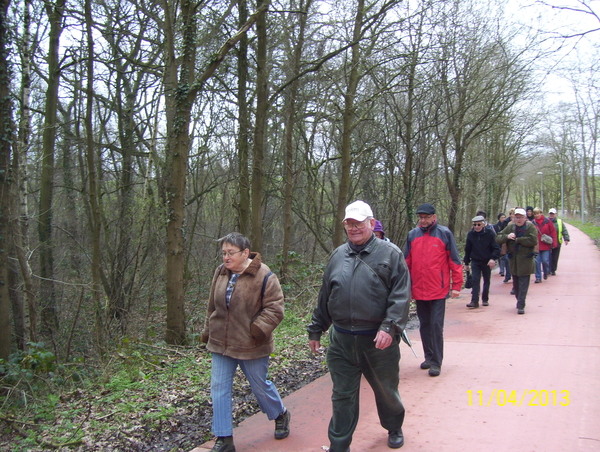 Wandelen naar het fort Midzelen - 11 april 2013