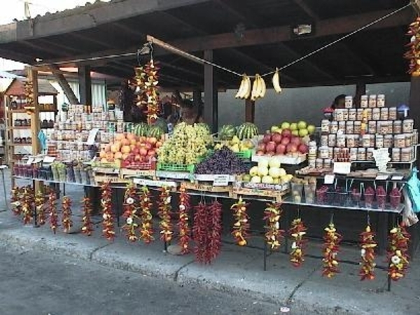 Bulgarije-Nessebar_souvenierwinkels