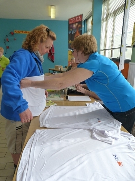 010-Verdiende t'shirt-AKTIVIA...