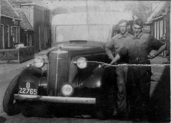 B-22765bakker dokkum   1937. De eerste vrachtauto met slaapcabine