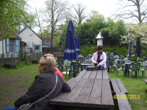 Wandeling naar Domein Roosendael - 2 mei 2013