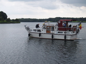 Op de Mookerplas in Mook tegenover Cuyck