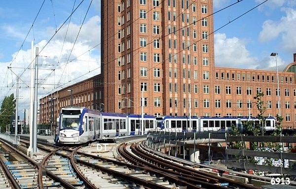 4001 Defect op sleeptouw door de 4002 naar Zichtenburg