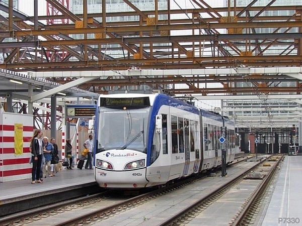 Nodig om het nieuwe glazen dak te bouwen op het Centraal Station