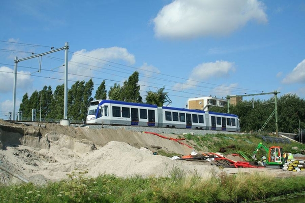 Proeven met voertuigen van de RET en de HTM tussenj Leidschenveen