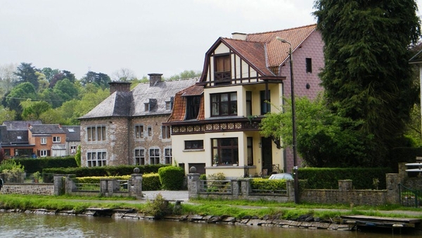 marche batteurs de cuir dinant