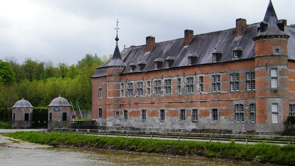 marche batteurs de cuir dinant